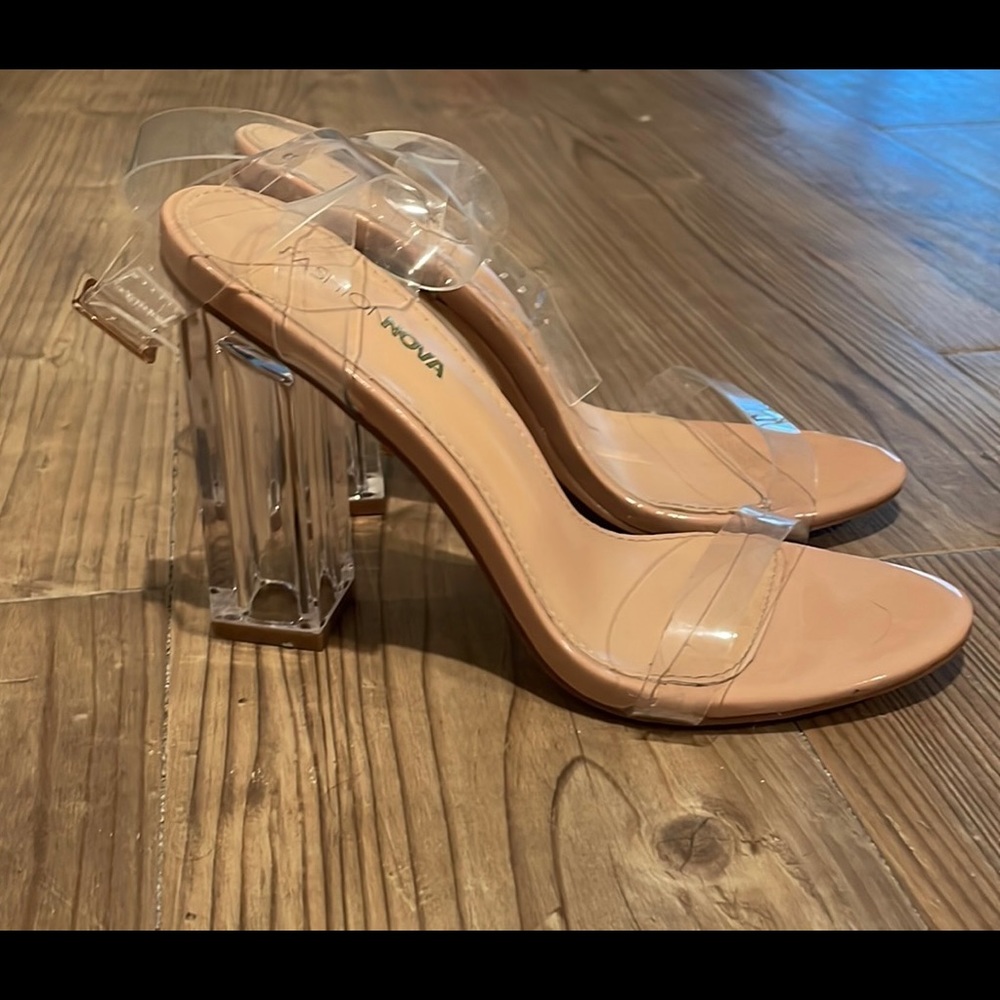 One time used Fashion Nova Glass Slipper- transparent